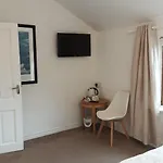 Sea Bed & Breakfast