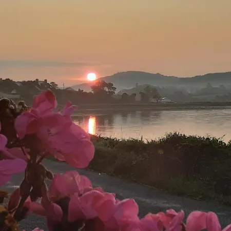Oda ve Kahvaltı Sea Durrus