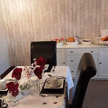 Sea Bed & Breakfast 4*